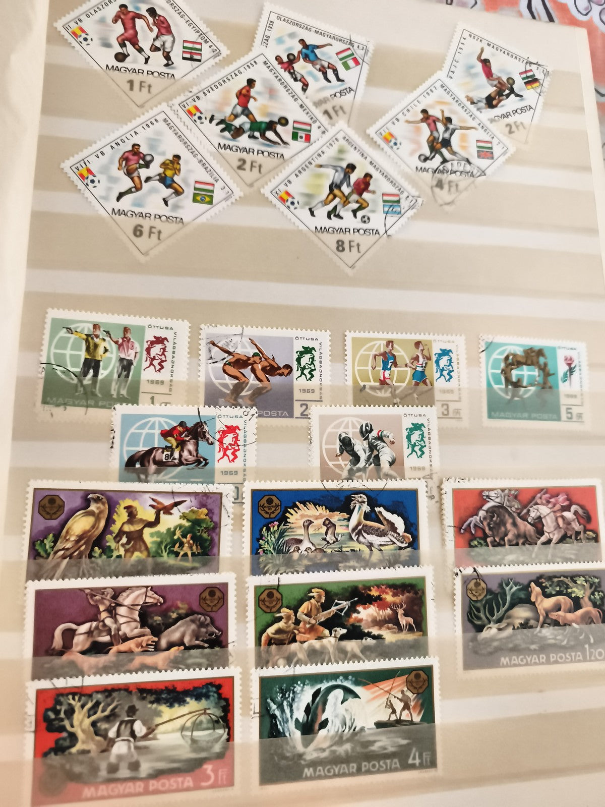Timbres anciens Magyar Posta sport et faune Hongrie vintage philatélie lot