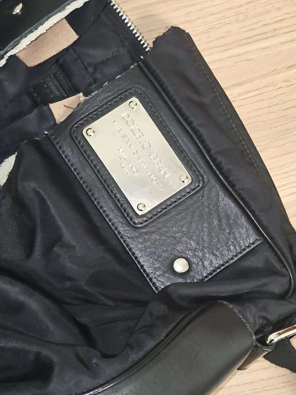 Sac bandoulière authentique Dolce & Gabbana pour pièces à restaurer