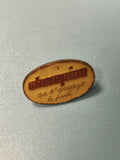 Vintage pin's Champion publicitaire ovale jaune rouge ancien collection (Ref 14)