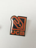Pin's ancien UCB rétro, badge vintage collection, accessoire publicitaire rare