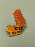 Vintage pin's Fillion jaune orange émaillé collection badge ancien (Ref 6)