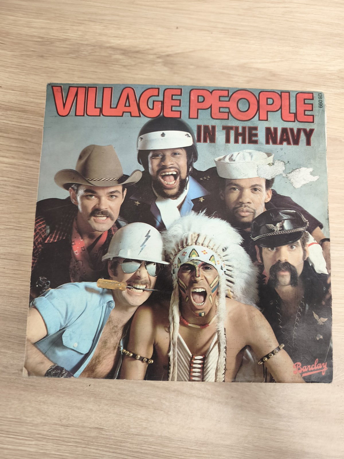 Vinyle 45T Village People In The Navy pochette Barclay (Ref 2)