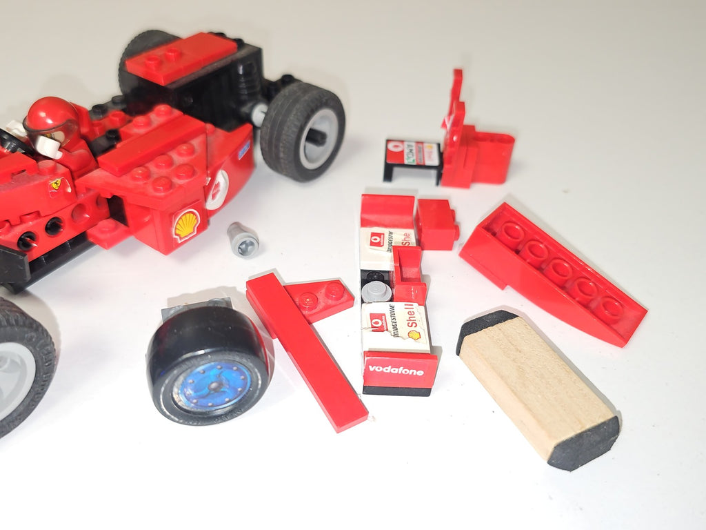 LEGO Racers Ferrari F1 1/24 N° 8362 ? Jeu de construction voiture de course
