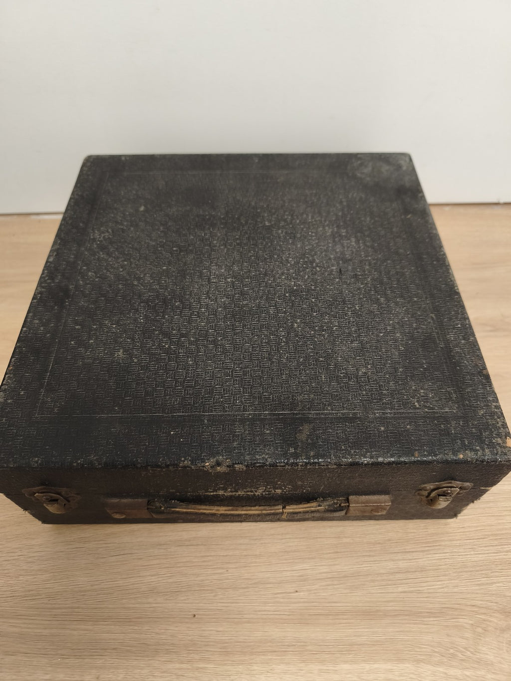 Ancien coffret électrique thérapie Rénovateur avec accessoires vintage
