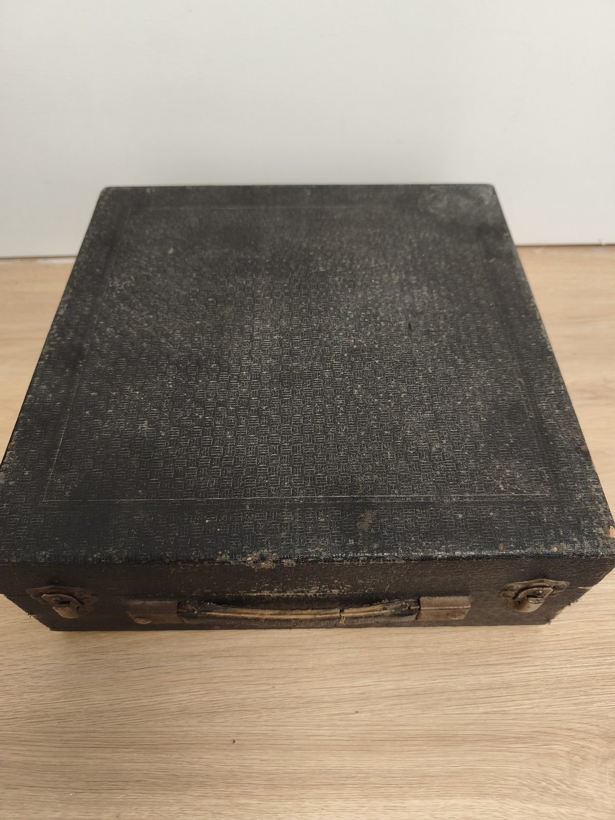 Ancien coffret électrique thérapie Rénovateur avec accessoires vintage