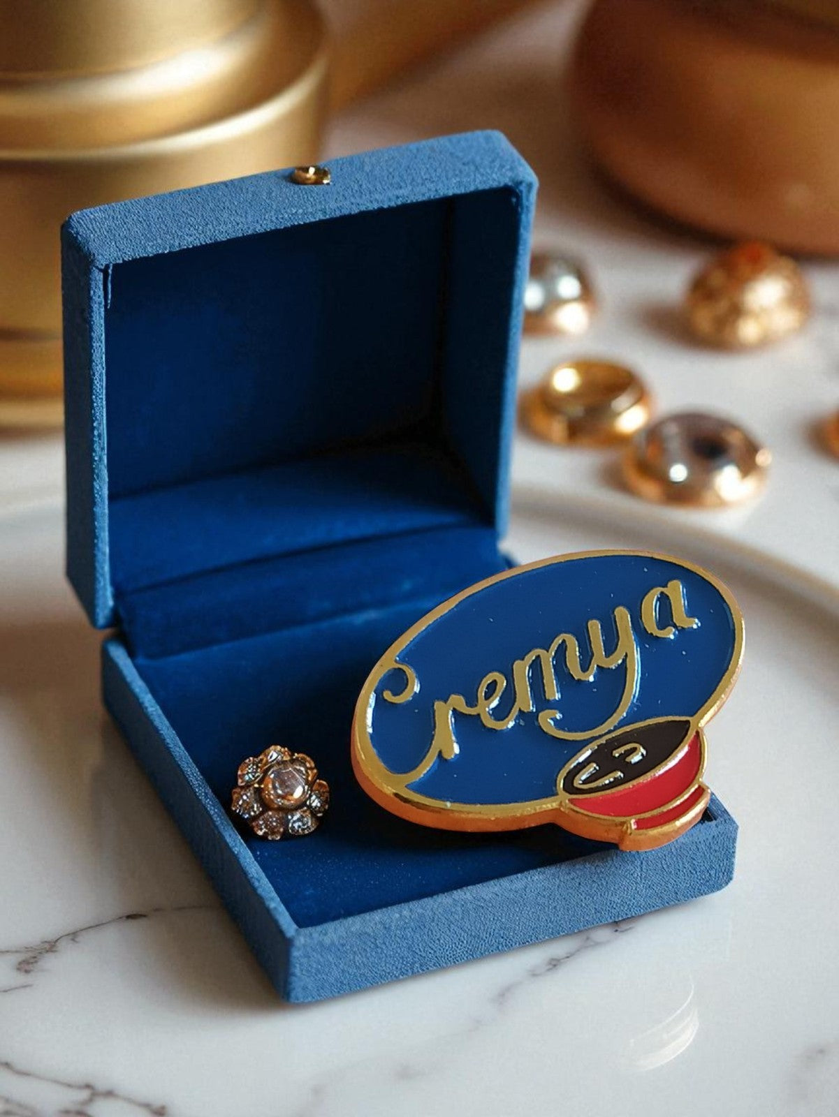 Pin's publicitaire vintage Cremya bleu doré édition limitée rare