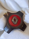 Enjoliveur ancien Renault logo losange rouge vintage cabochon rétro voiture