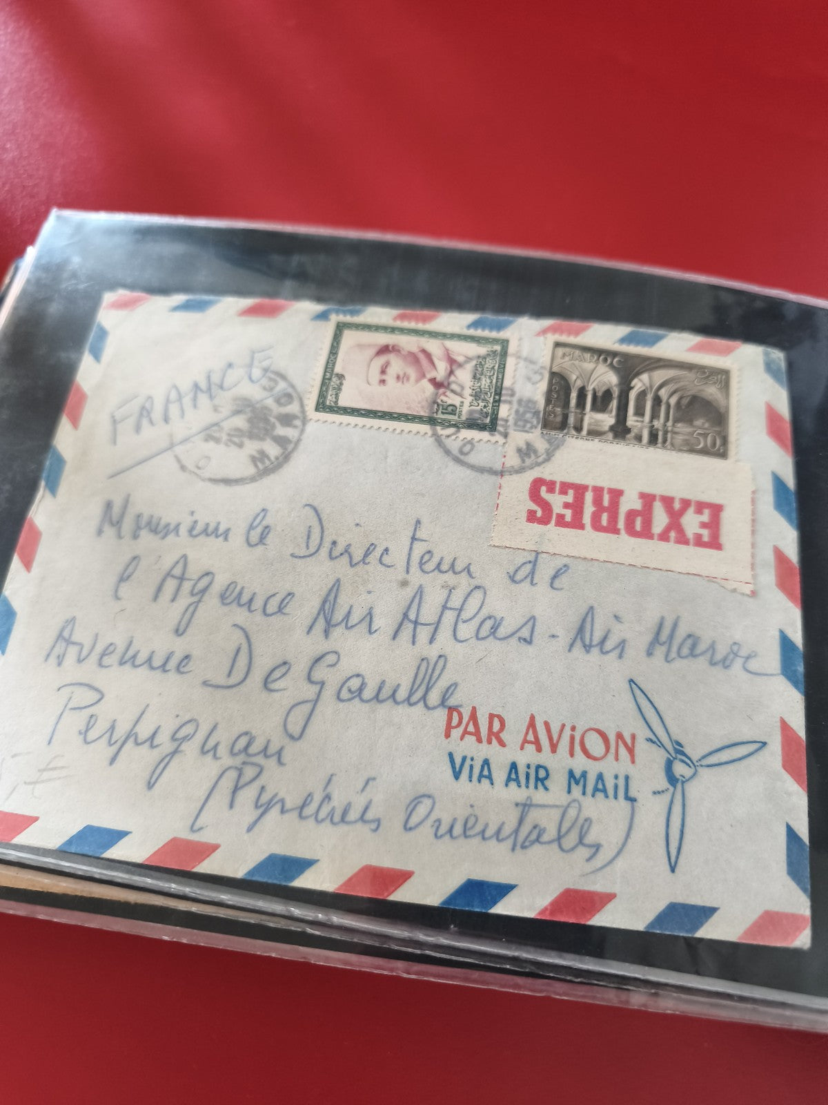 Ancienne enveloppe oblitérée Par Avion Express timbres Maroc pour philatéliste