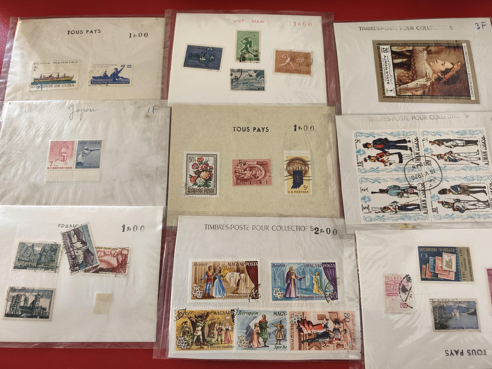 Lot anciens timbres du monde, vrac collection philatélie, divers pays, vintage