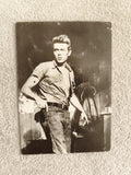 Carte postale ancienne James Dean photo vintage noir et blanc acteur cinéma