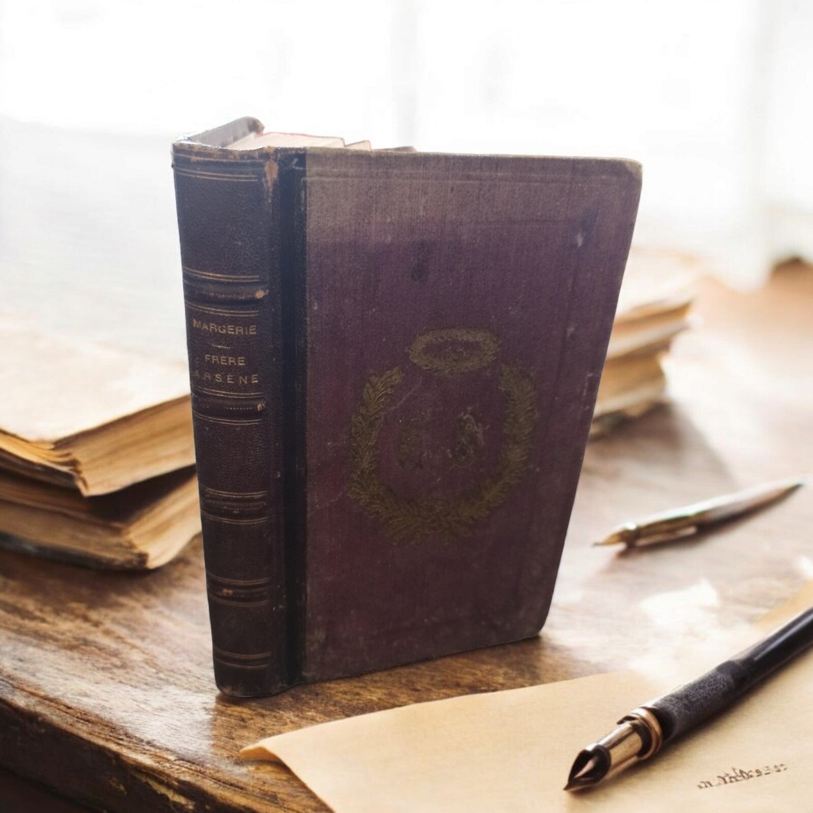Livre relié 1868 Frère Arsène Margerie couverture violette dorure