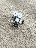 Pin's vintage caméra cinéma noir blanc, badge film rétro (Ref 6)