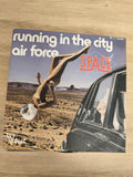 Vinyle 45 tours Space Running in the City Air Force pochette originale Ref 1