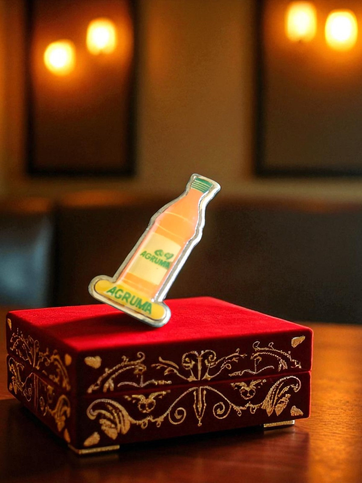 Pin's publicitaire vintage AGRUMA bouteille soda rétro années 90 rare