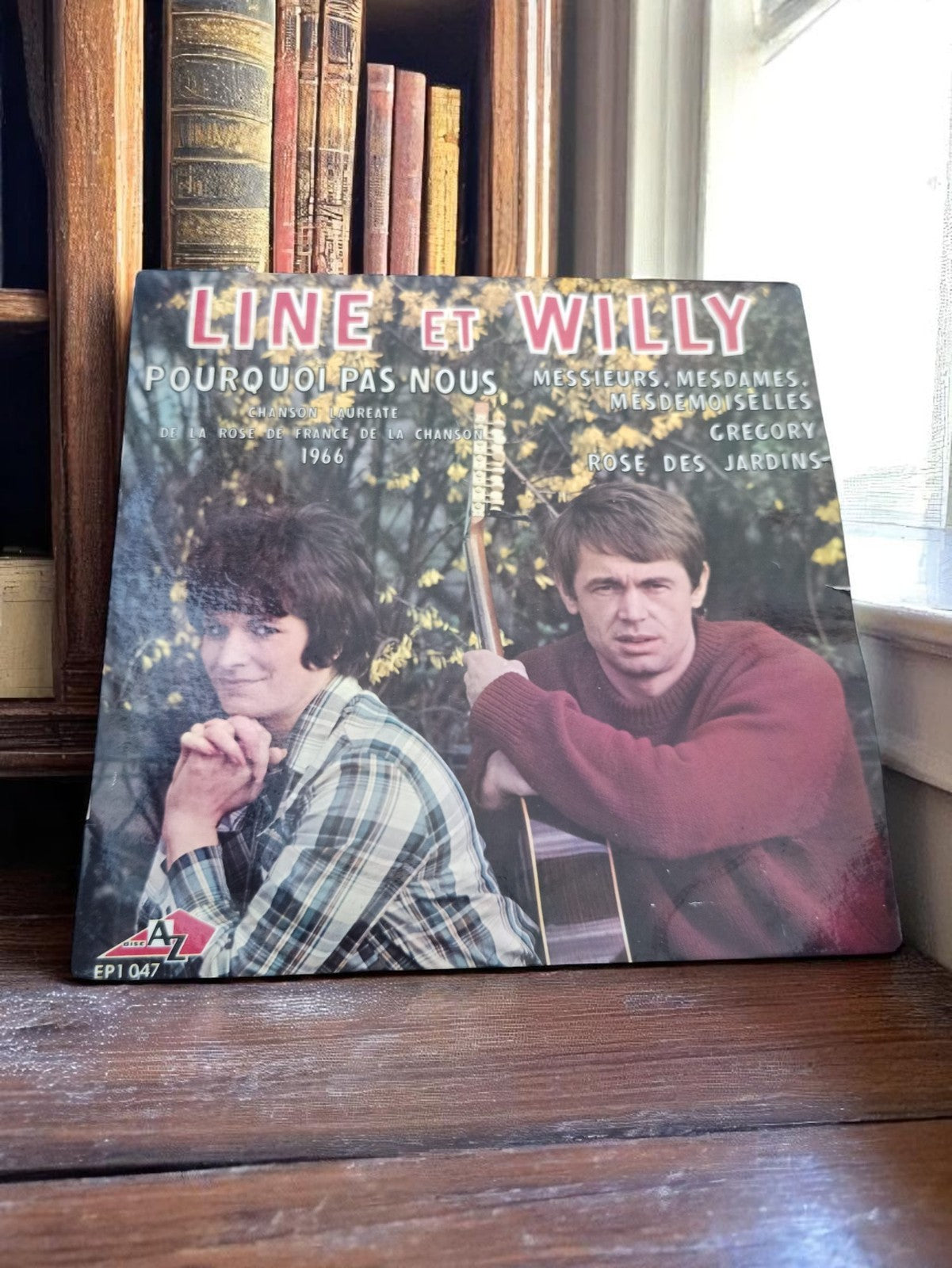 Disque vinyle 45T Line et Willy 1966 pochette photo rétro EP AZ