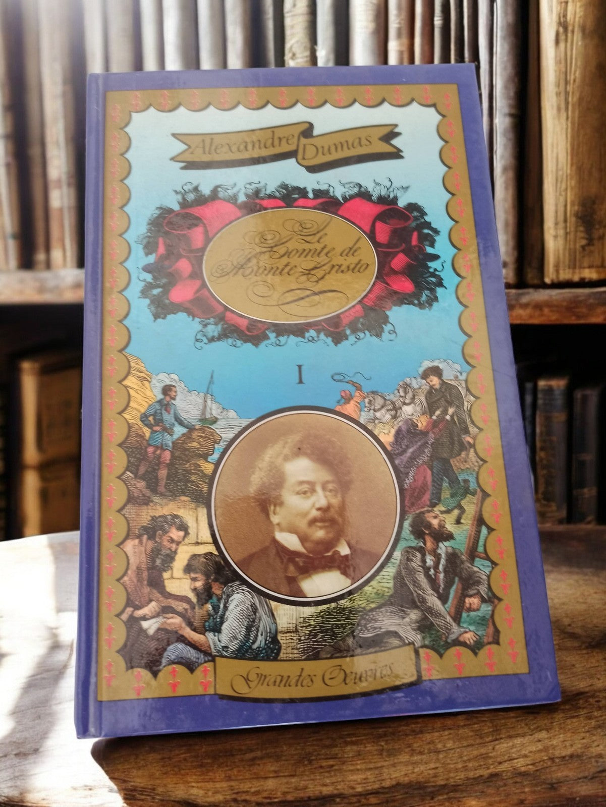 Livre ancien Le Comte de Monte-Cristo Alexandre Dumas vintage rétro illustré