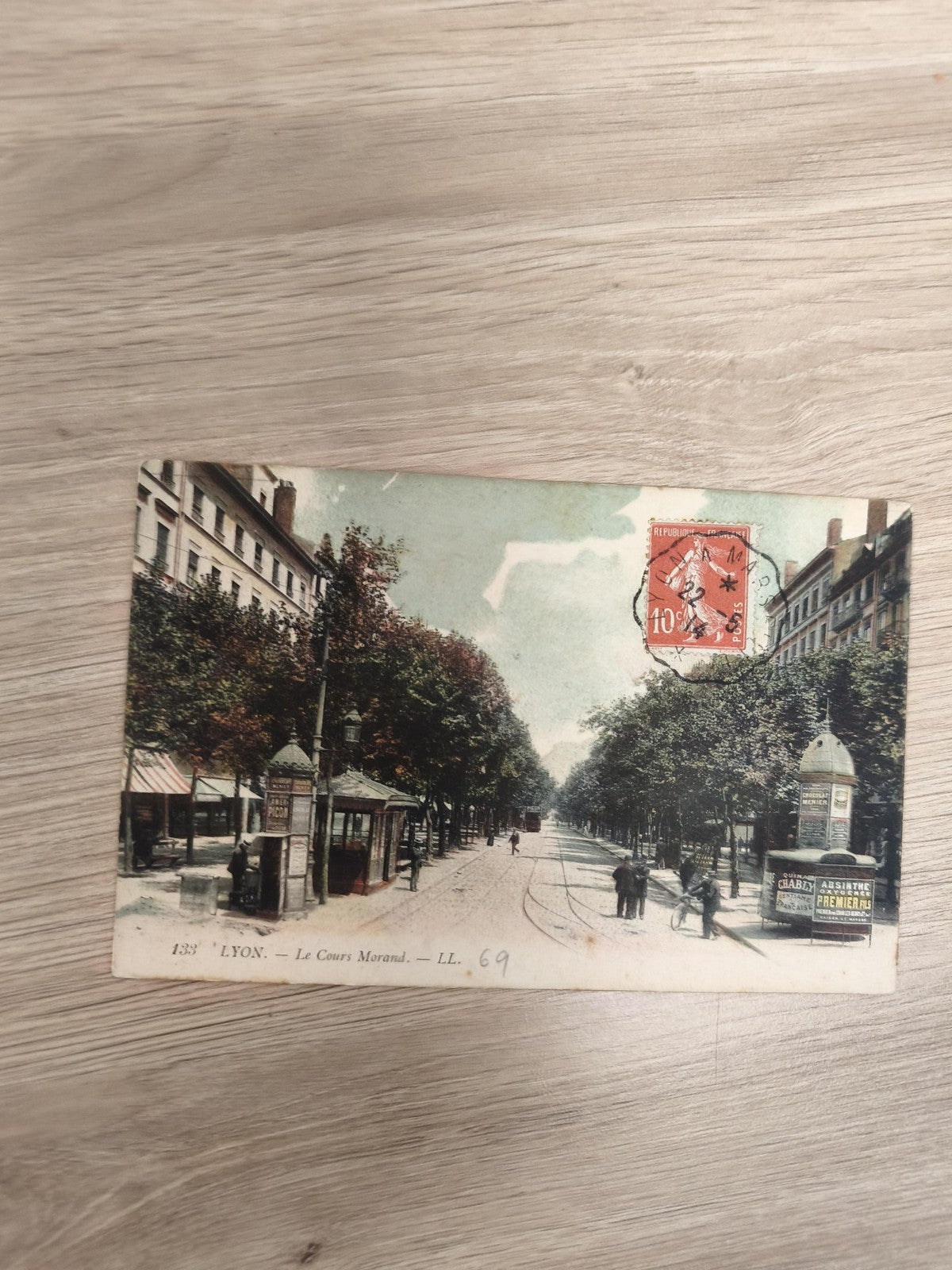 Ancienne carte postale Lyon Cours Morand CPA timbrée couleur vintage
