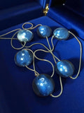 Collier vintage à grosses perles bleues, bijou fantaisie rétro ancien original