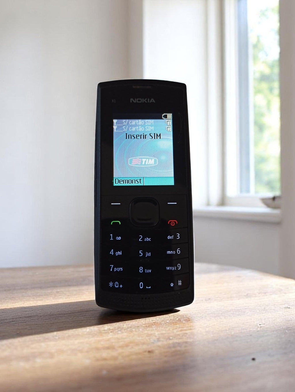 Téléphone portable Nokia X1 vintage noir fonctionnel rétro GSM