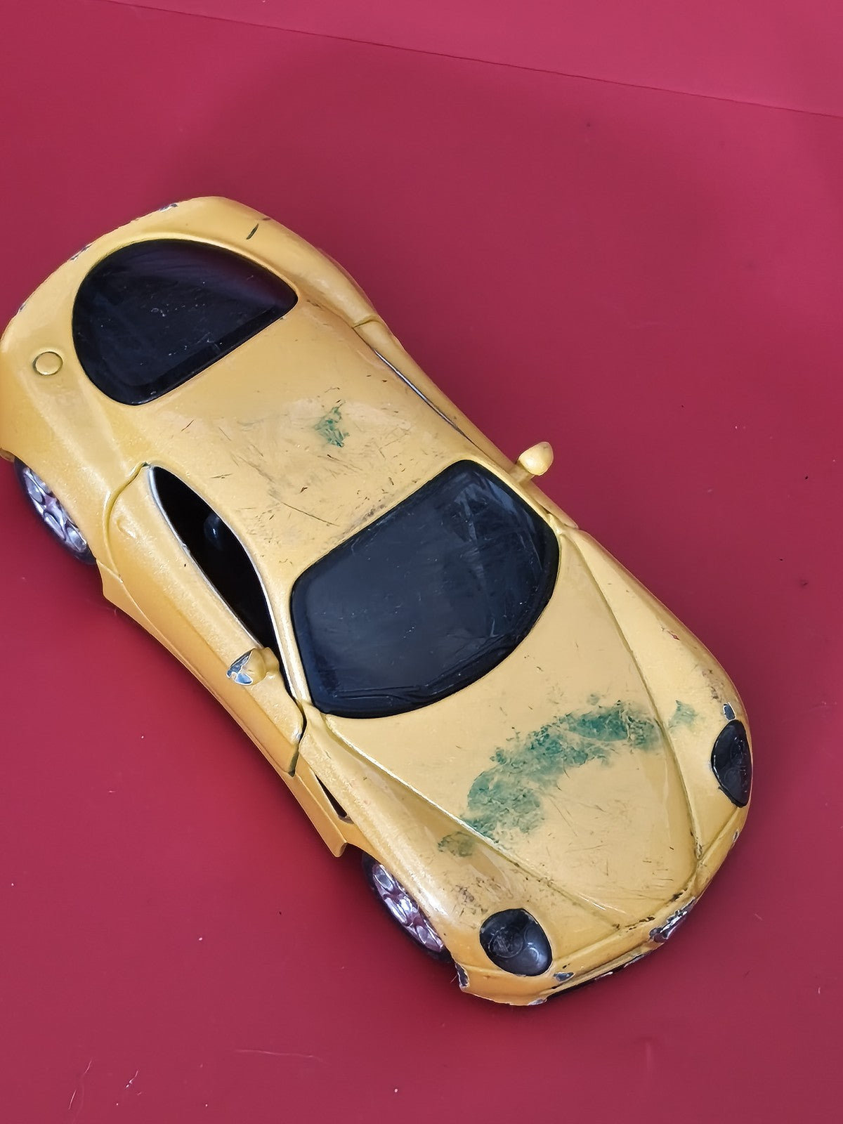 Modèle Alfa Romeo 8C Competizione Burago 1:32 voiture miniature métal d'occasion