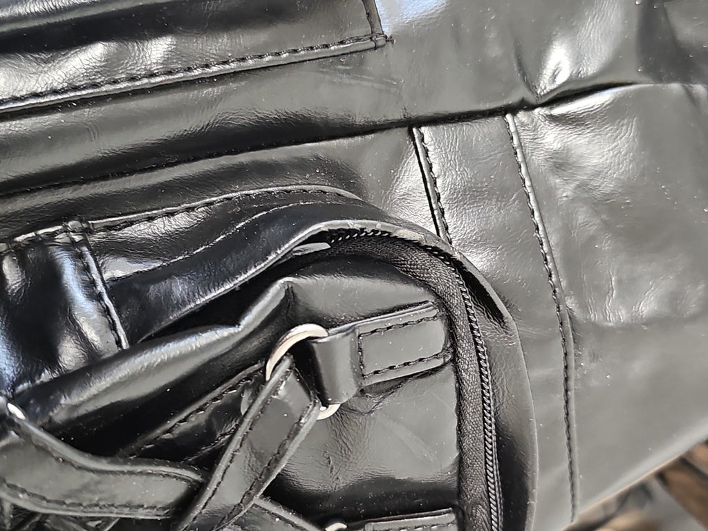 Sac à dos gothique Banned noir pentagramme femme cœur steetwear alternatif