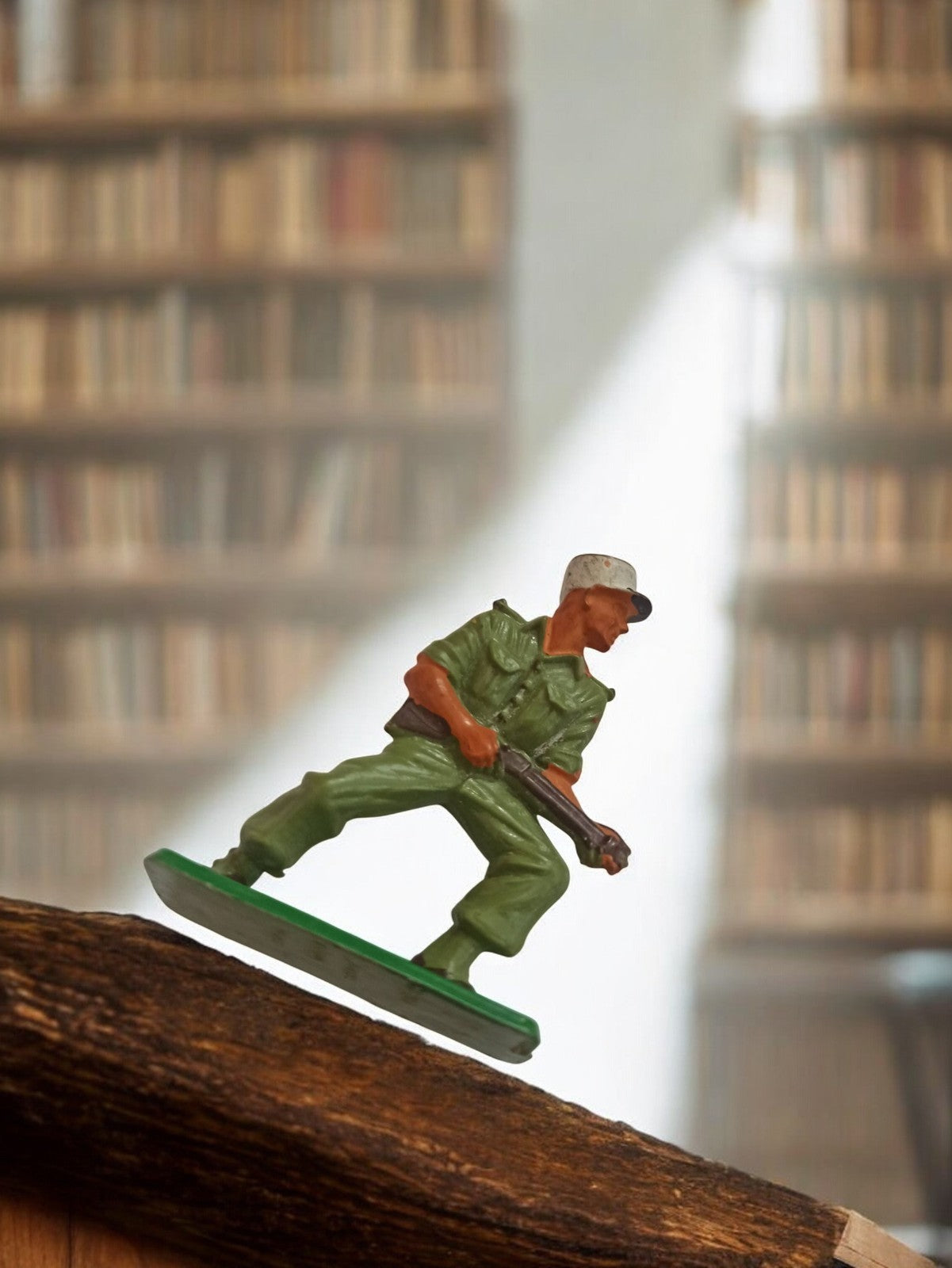 Figurine soldat Starlux vintage armée verte statuette rétro occasion