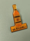 Vintage pin's Ricard bouteille jaune publicitaire collection objet bar rétro
