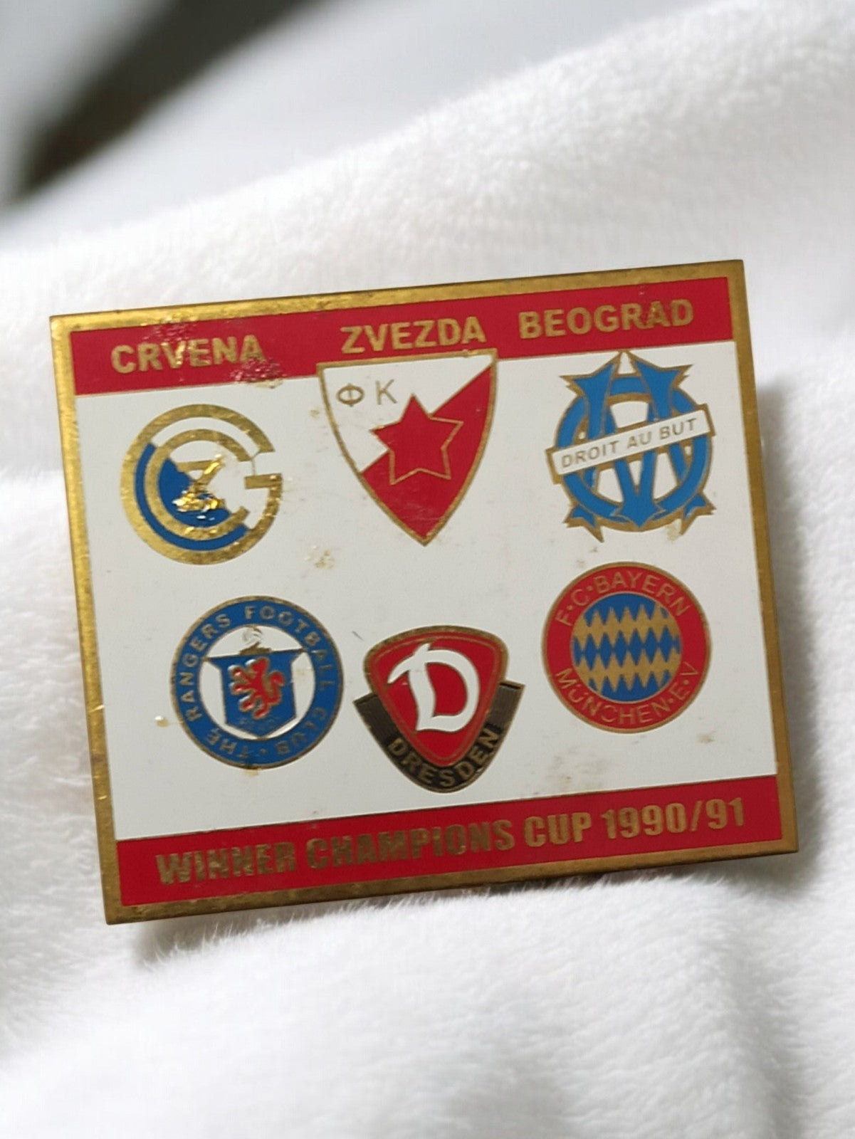 Pin's Winner Champions Cup 1990/91 OM Crvena Zvezda vintage football rare