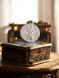 Médaille religieuse vintage en métal Saint Christophe relief ancien pendentif