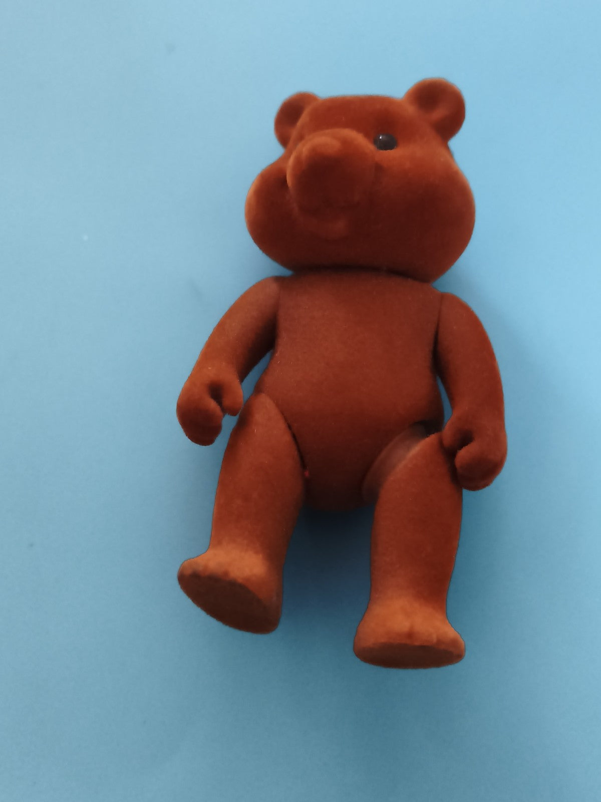 Figurine ours brun Sylvanian, peluche aspect velours, jouet articulé