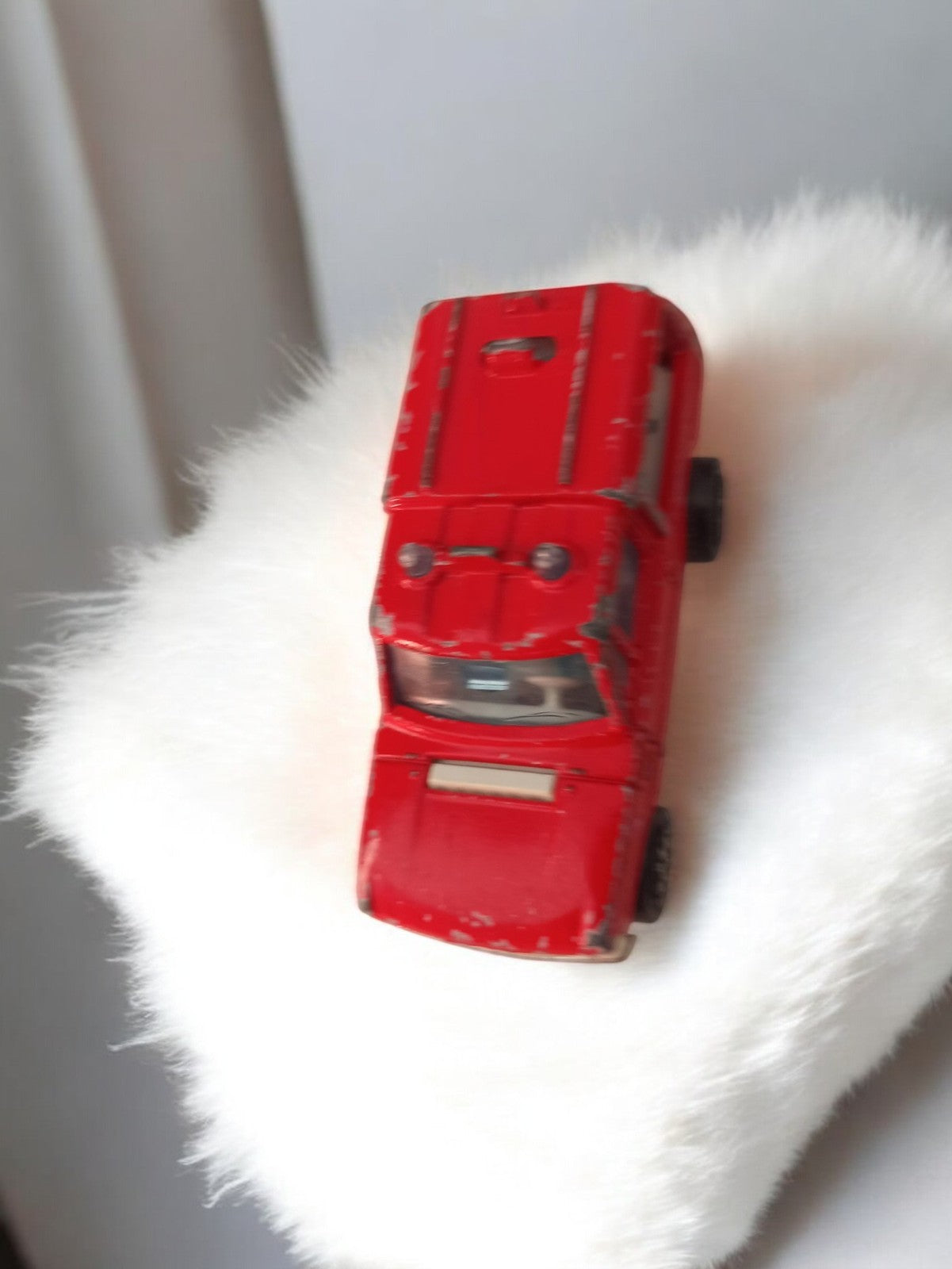 Voiture miniature ancienne rouge, modèle rétro vintage, jouet métal occasion