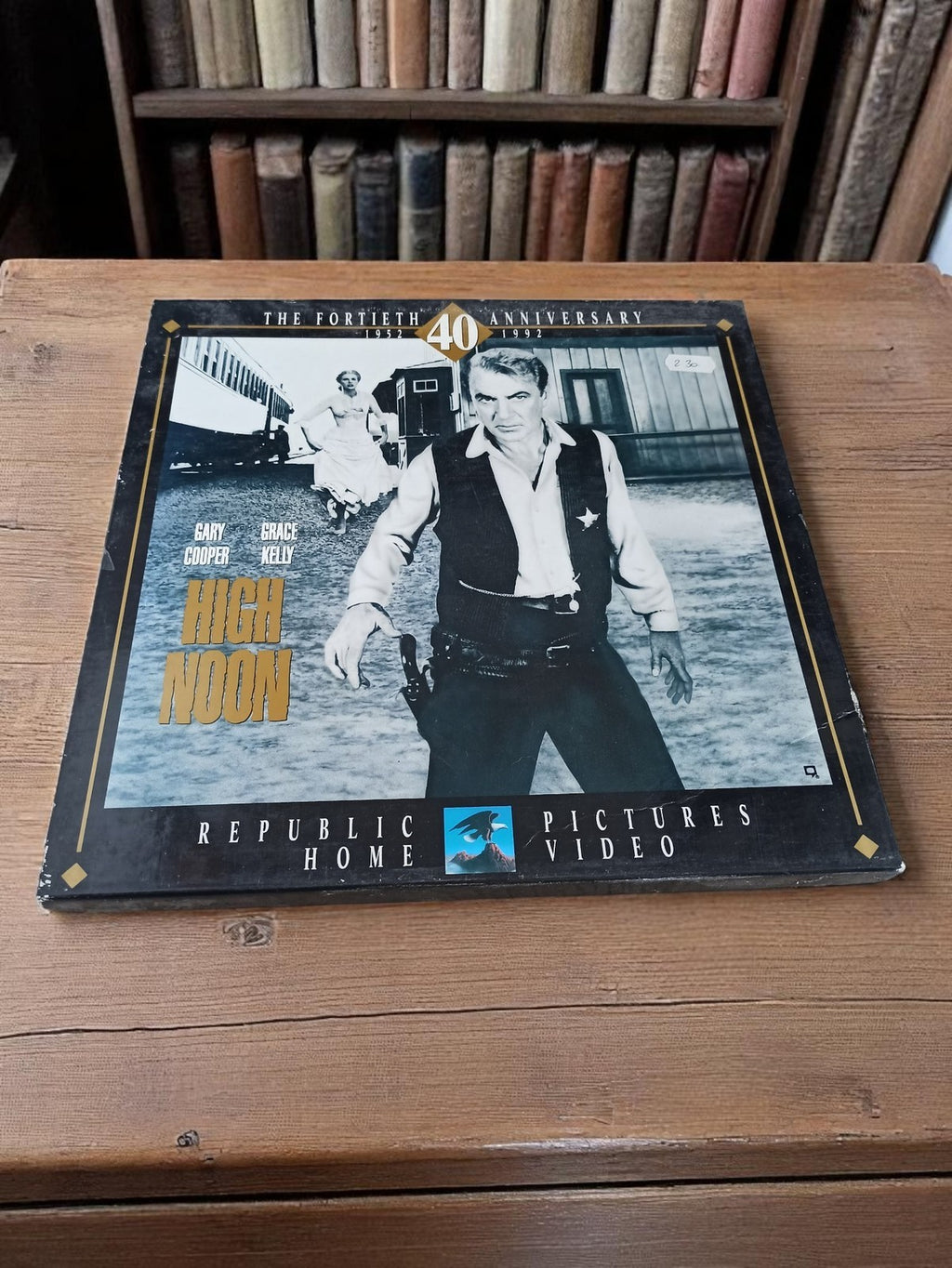 Laserdisc HIGH NOON 40e anniversaire Republic Home Pictures Gary Cooper