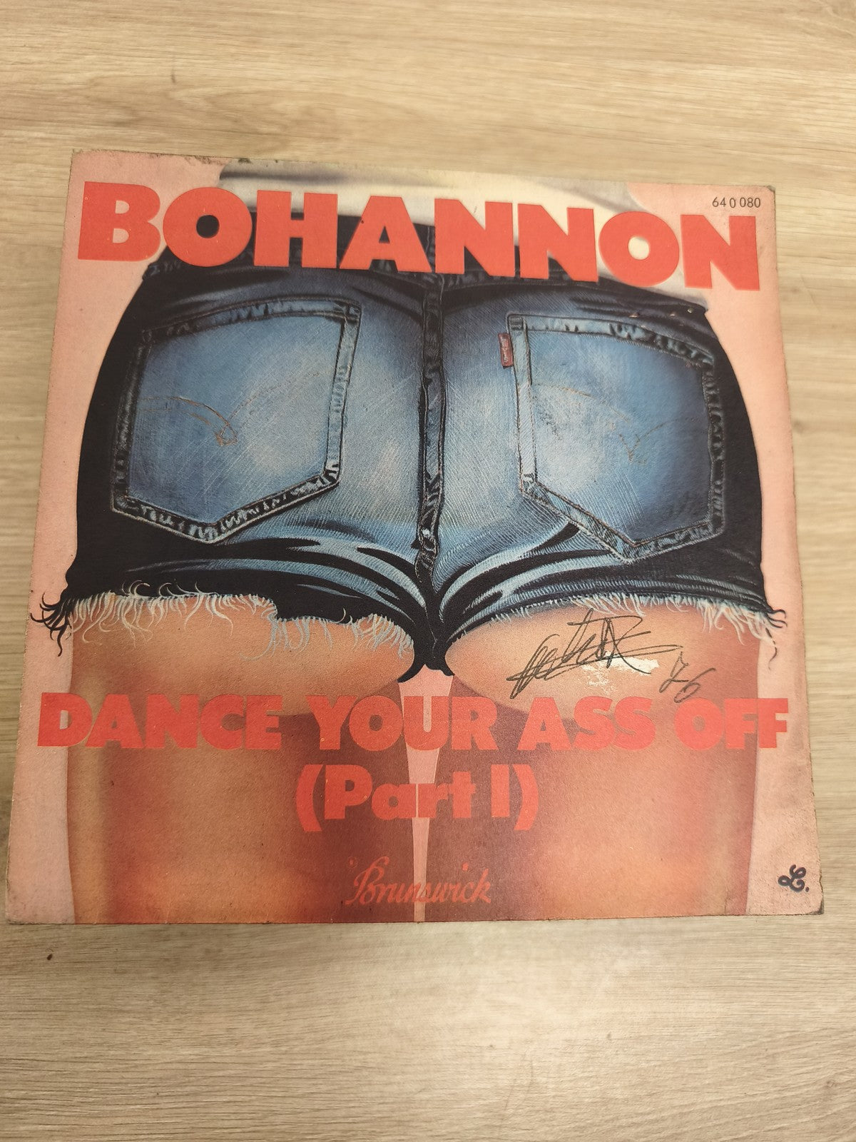 Vinyle 45 tours Bohannon Dance Your Ass Off Part I pochette illustrée jean
