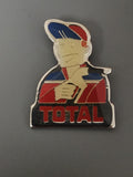 Pin's ancien rétro Total, badge publicitaire vintage collection France années 80