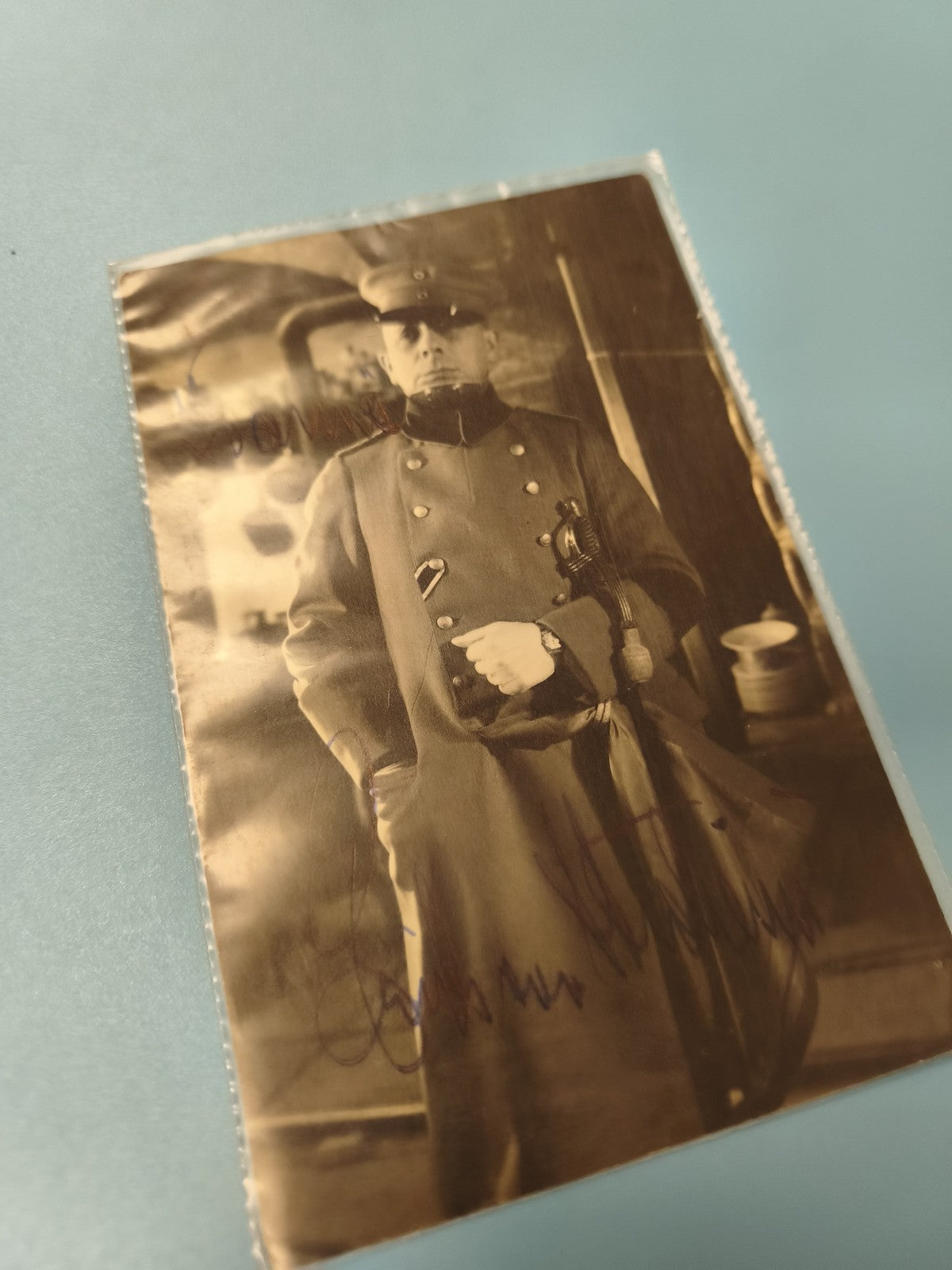 Carte postale ancienne CPA militaire uniforme époque, photo noir et blanc collec