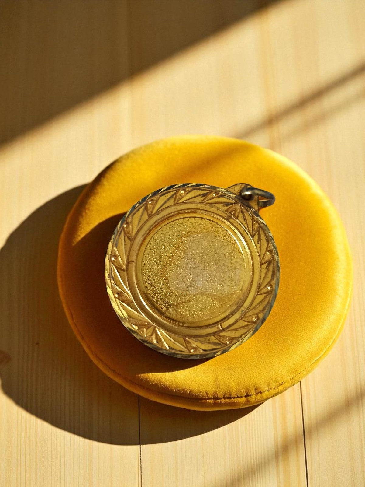 Médaille bronze vintage circulaire à personnaliser, motif laurier, objet déco