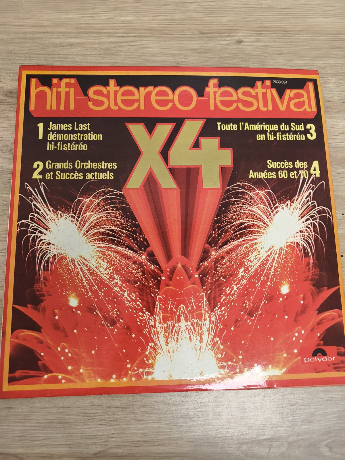 Vinyle 33T hifi stereo festival X4 Polydor pochette rouge feux d?artifice