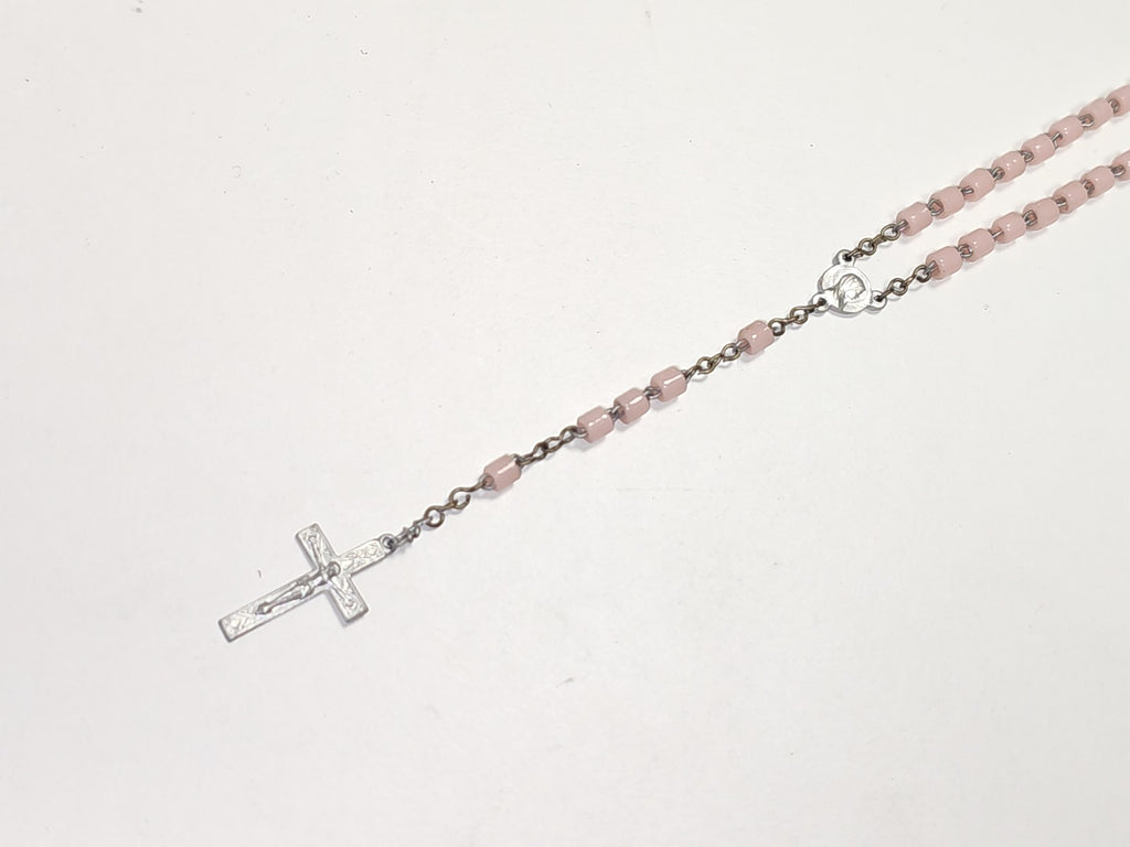 Chapelet catholique religieux avec croix - Prière, méditation, spiritualité