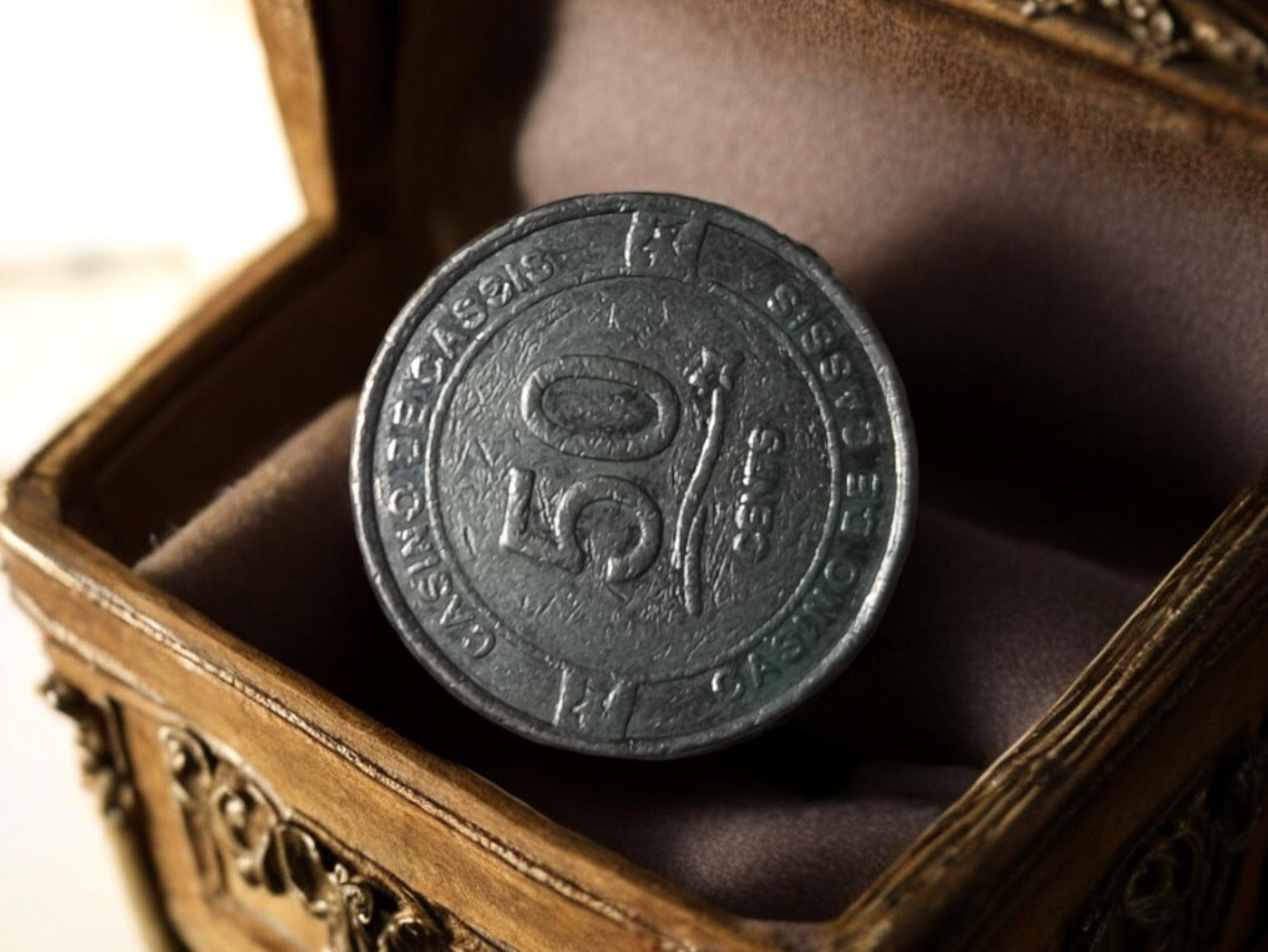 Jeton de casino vintage métal 50 centimes Casino de Cassis pièce ancienne