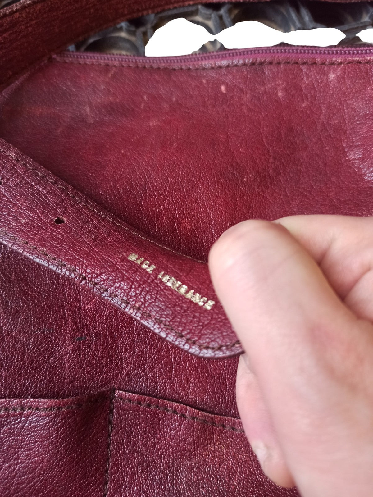 Sac à main vintage cuir bordeaux ancien, grand cabas rétro femme