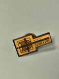 Vintage pin's publicitaire Meubles Demeyere jaune logo ancien collection
