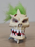Figurine vintage Crusher Dead Heads Skull Mighty Ma jouet ancien collection rare