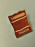Pin's vintage Haribo Tagada ancien, forme sachet rouge, collection rare