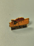 Vintage pin's Vaucluse Service Cavaillon abeille émaillée ancien collection