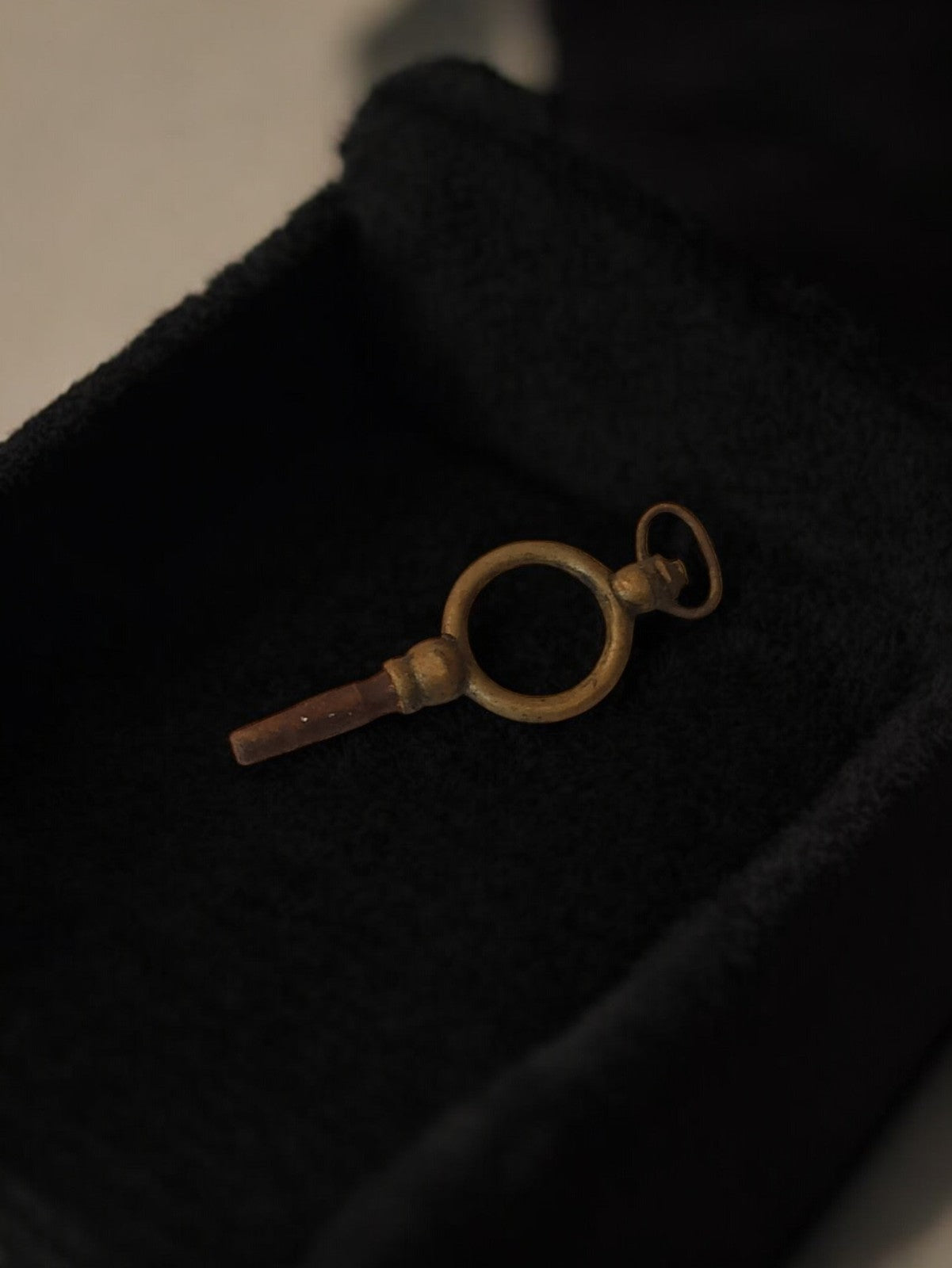 Clé ancienne pour montre à gousset, accessoire horlogerie vintage rétro