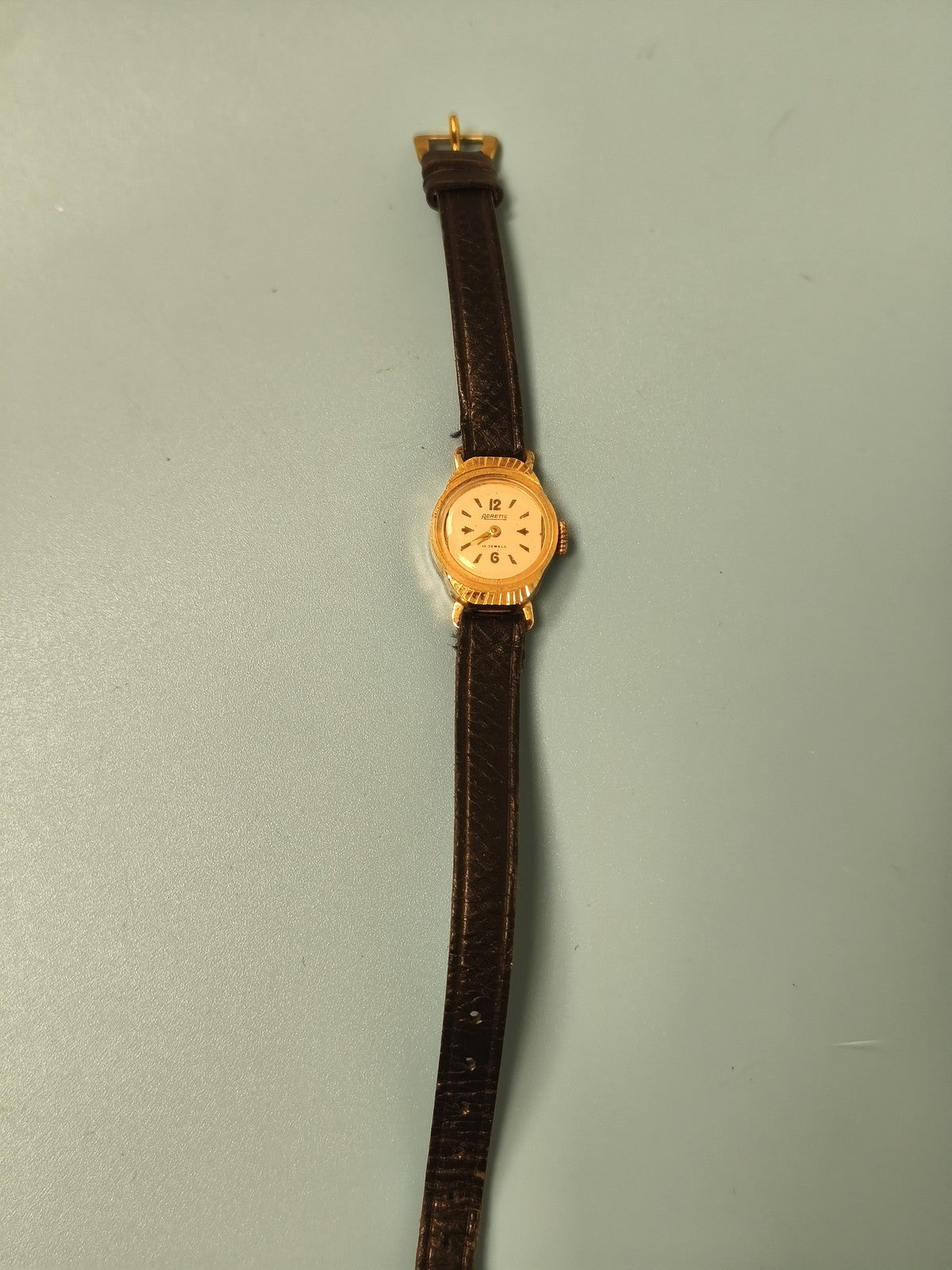 Montre vintage femme Adrette, ancien modèle plaqué or, montre rétro collection