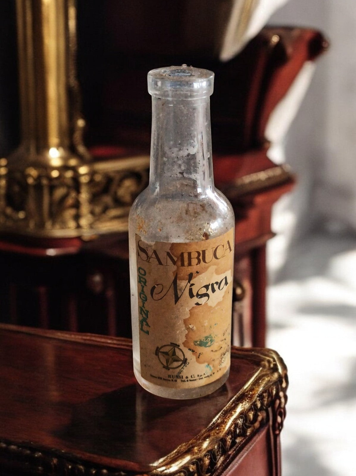 Mignonette vintage Sambuca Nigra ancienne bouteille déco bar