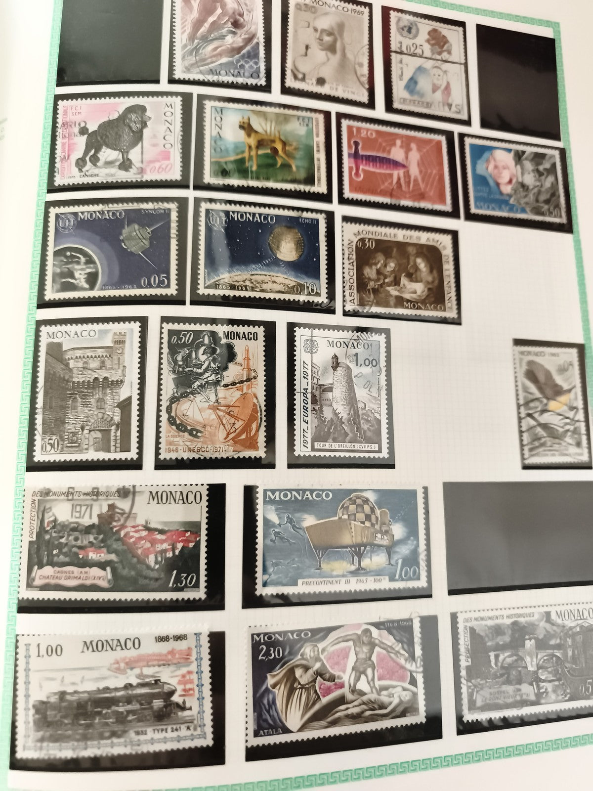 Timbres Monaco lot thématique animaux, espace, histoire philatélie