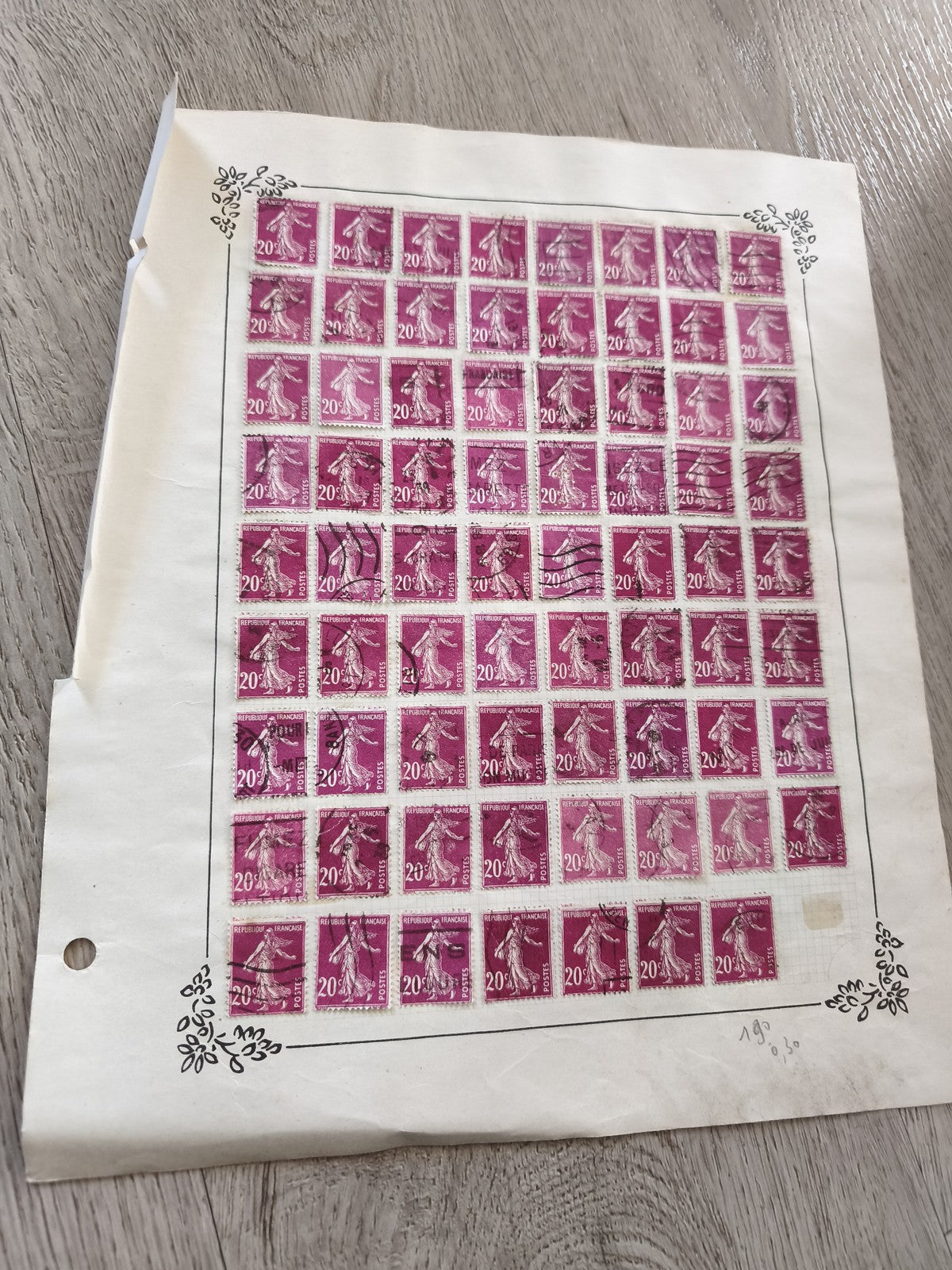 Gros lot ancien timbres Marianne 20c sur planche philatélie étude collection