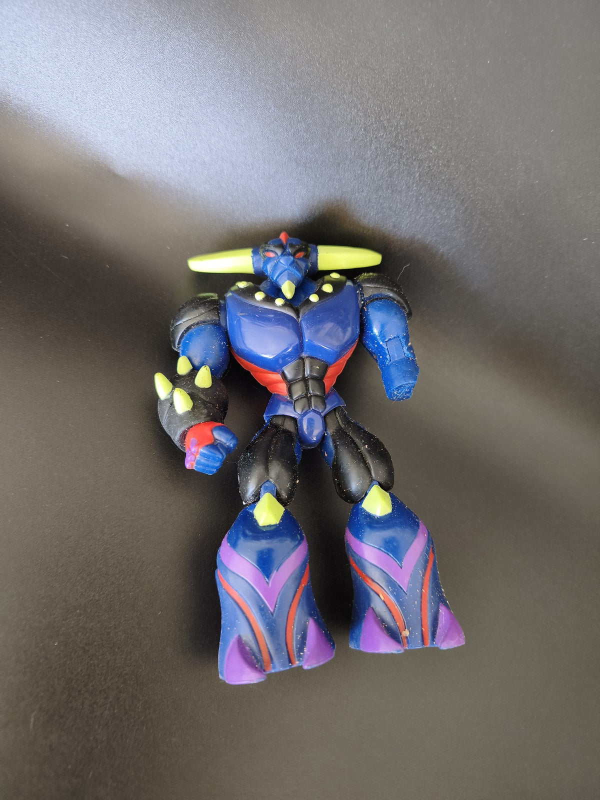 Figurine articulée Gormiti GIG Obscurio 12 cm personnage action articulé enfant